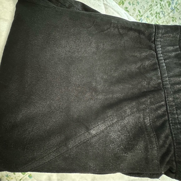 Vegan Seuded/leather leggings pair - Picture 2 of 5